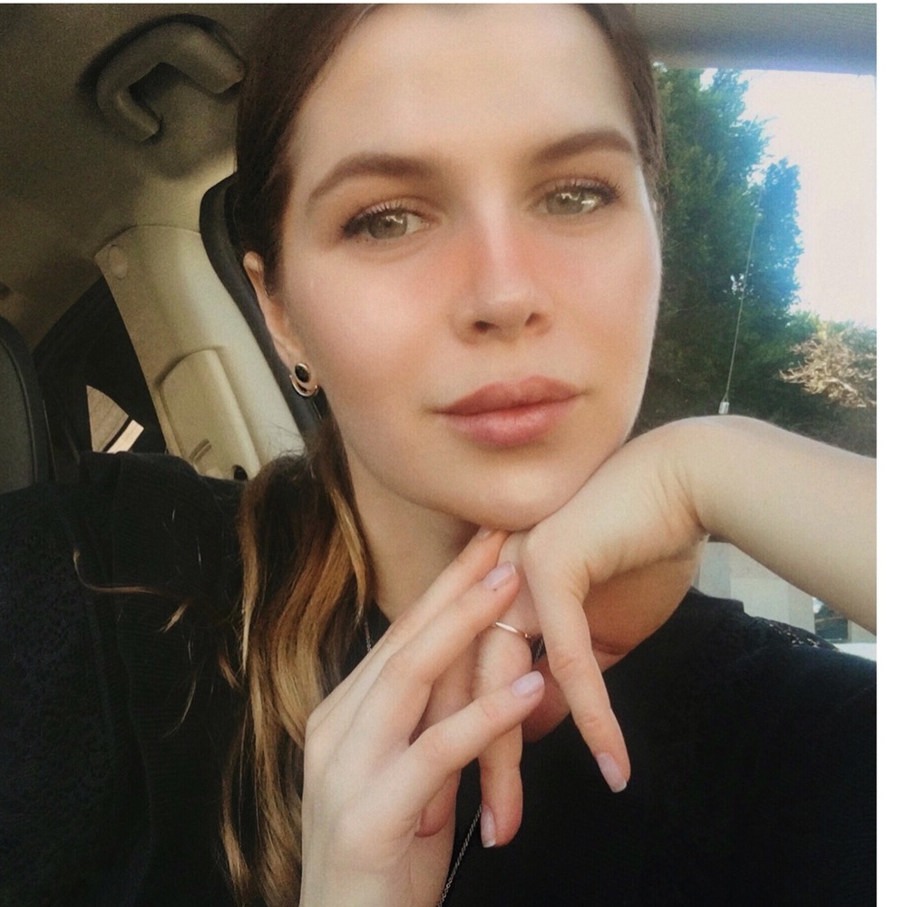 Meet your Posher, Alena
